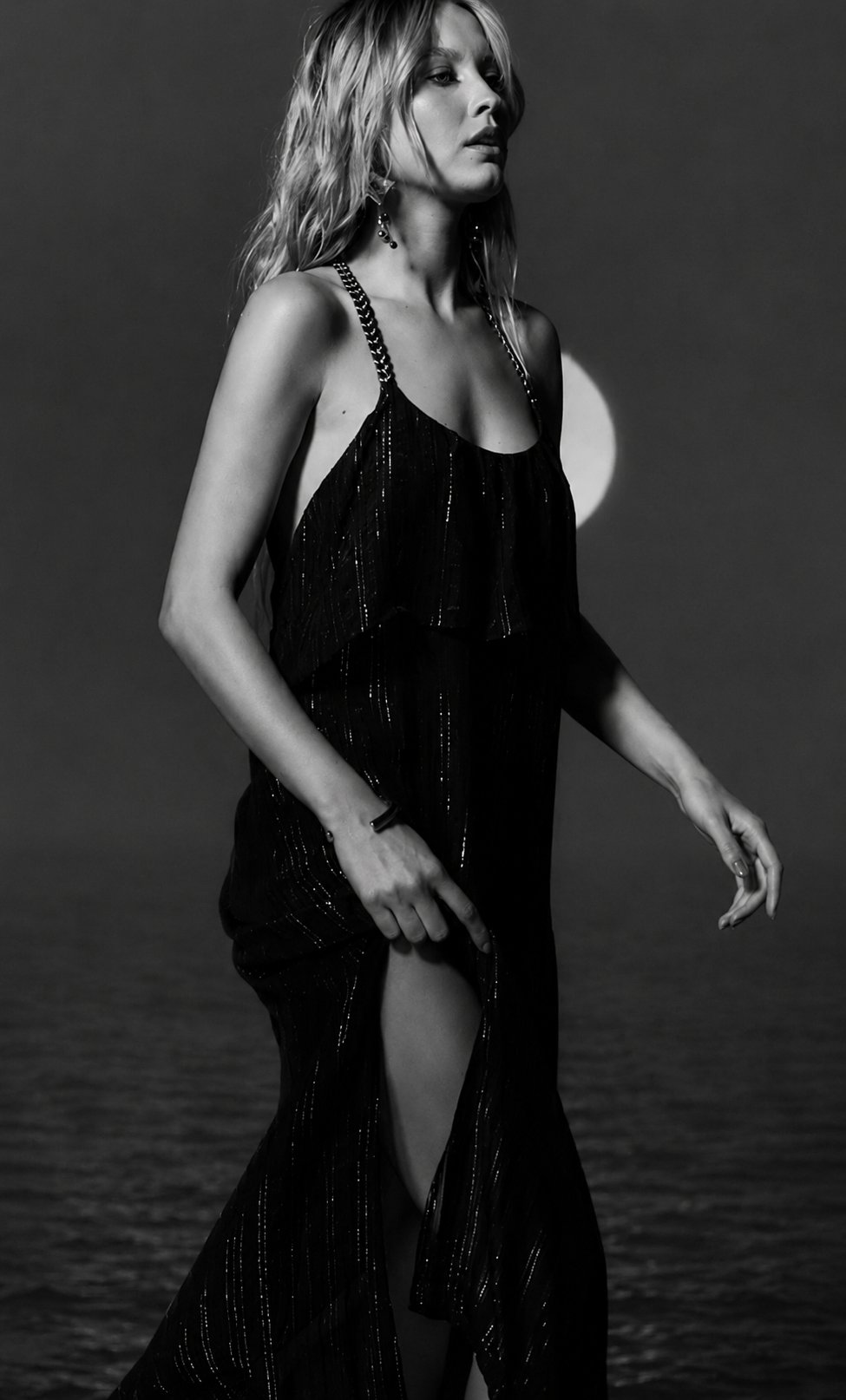 2looklab Editorial